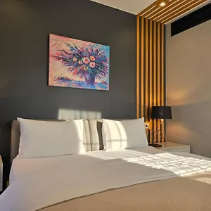 Silver 39 Corner تبليسي